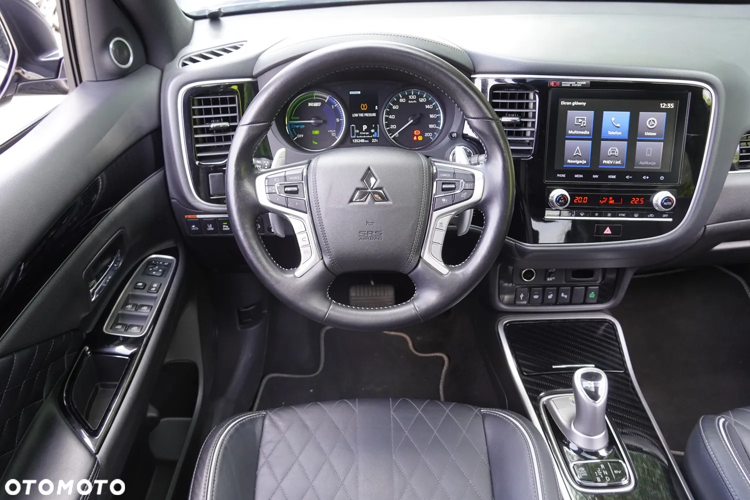 Mitsubishi Outlander ver-phev-instyle-plus - 9
