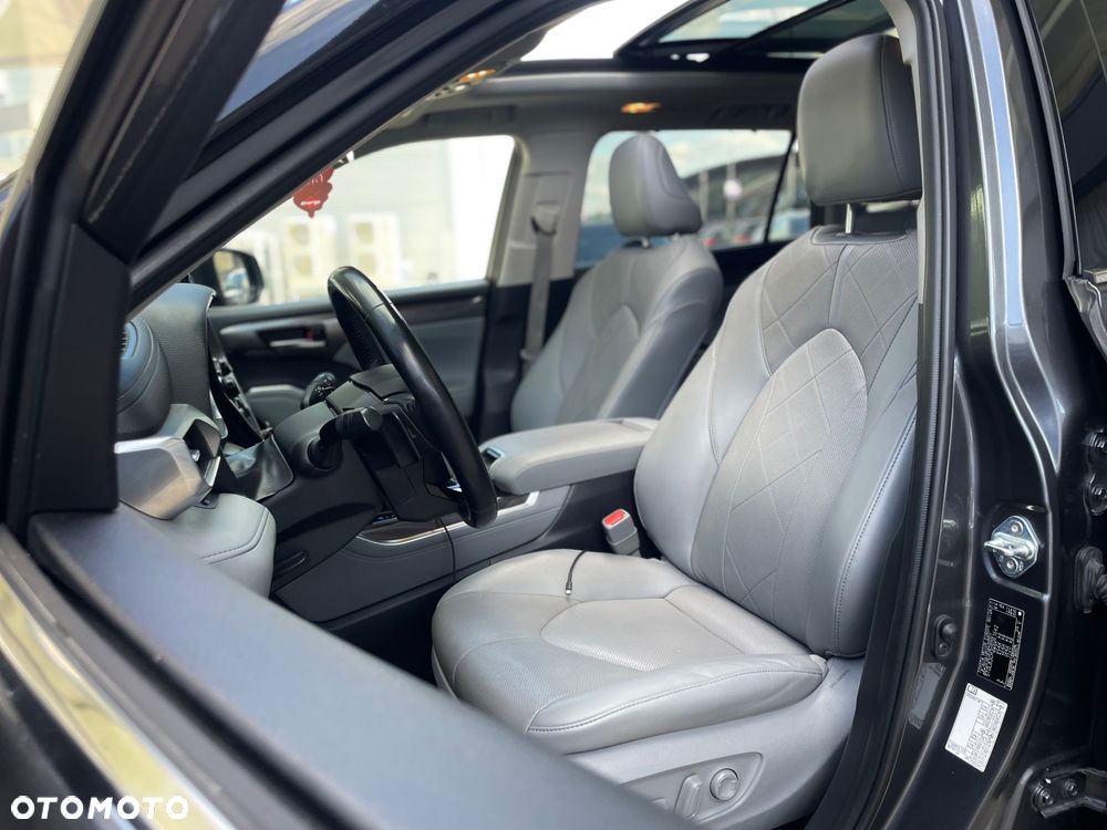 Toyota Highlander 2.5 Hybrid Executive - 26