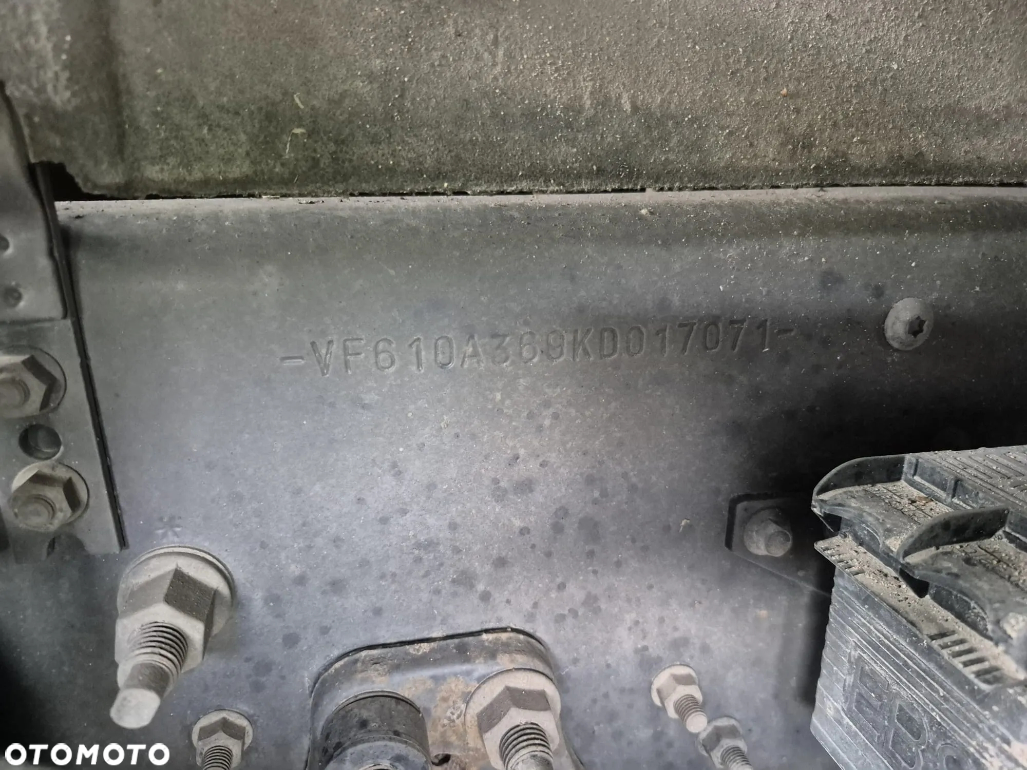 Renault - 3