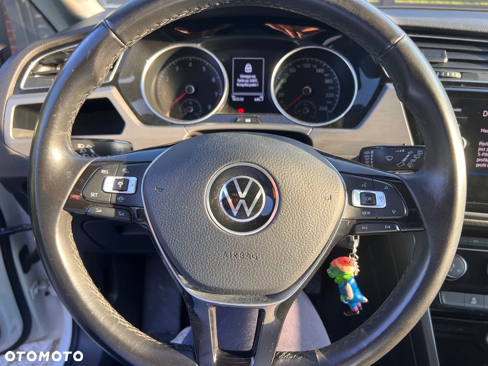 Volkswagen Touran 1.5 TSI EVO Comfortline DSG - 6