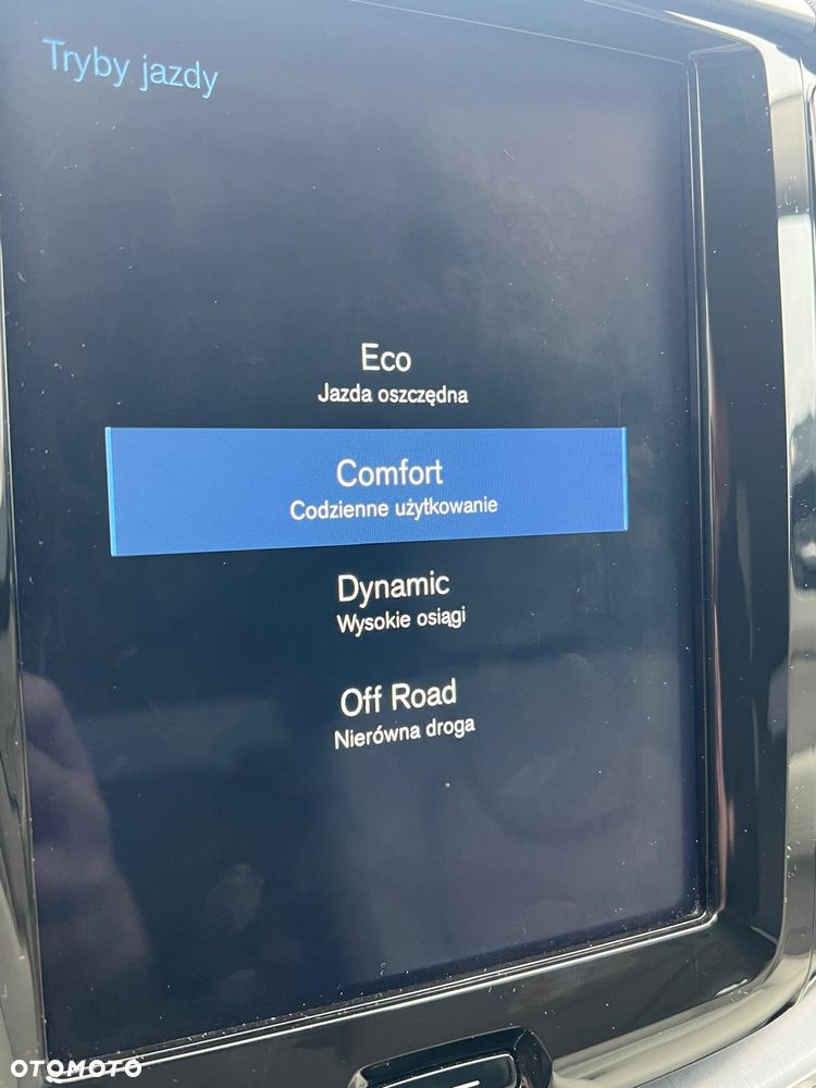 Volvo XC 60 B5 D AWD Geartronic Momentum Pro - 19