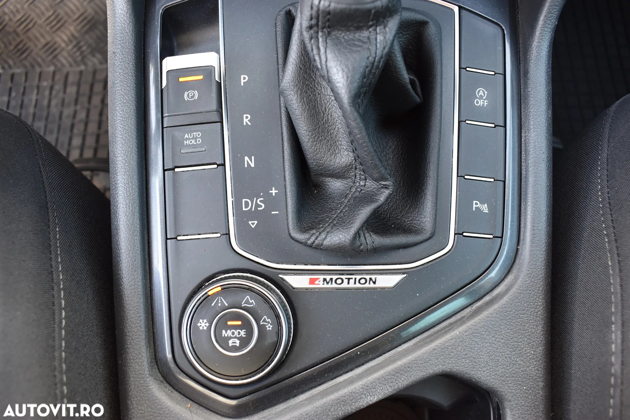 Volkswagen Tiguan 2.0 TDI 4Mot DSG Highline - 13