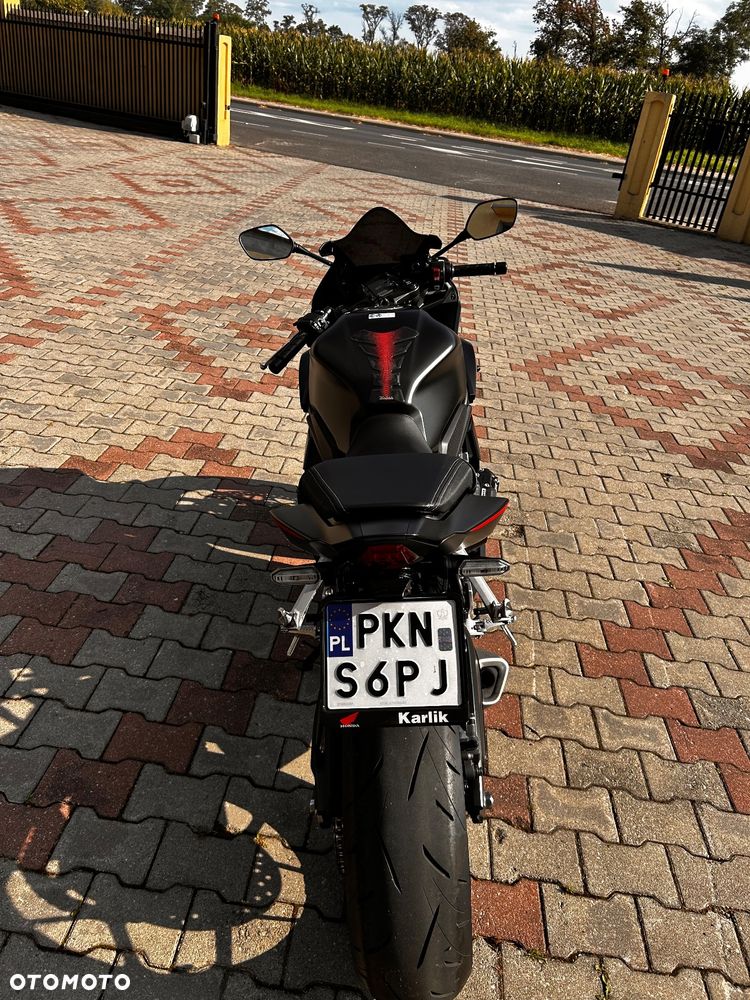 Honda CBR - 3