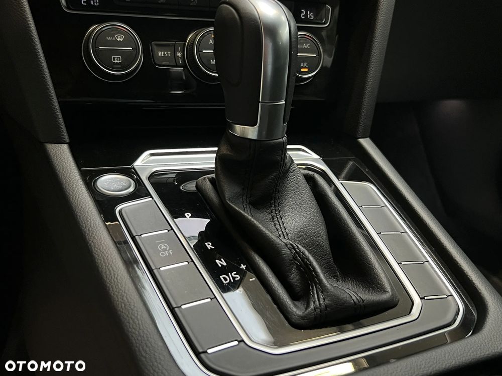 Volkswagen Arteon 2.0 TDI SCR DSG Elegance - 33