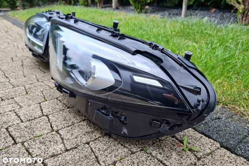 MERCEDES A KLASA 177 W177 Lampa przód Full Led Multibeam A1779065303 - 2