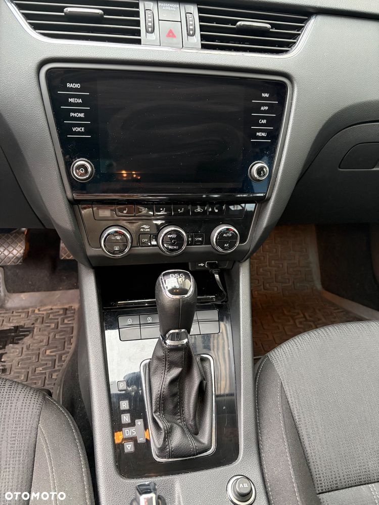 Skoda Octavia 2.0 TDI SCR Style DSG - 11