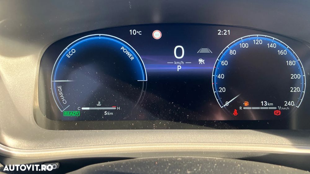 Toyota Corolla Cross - 14