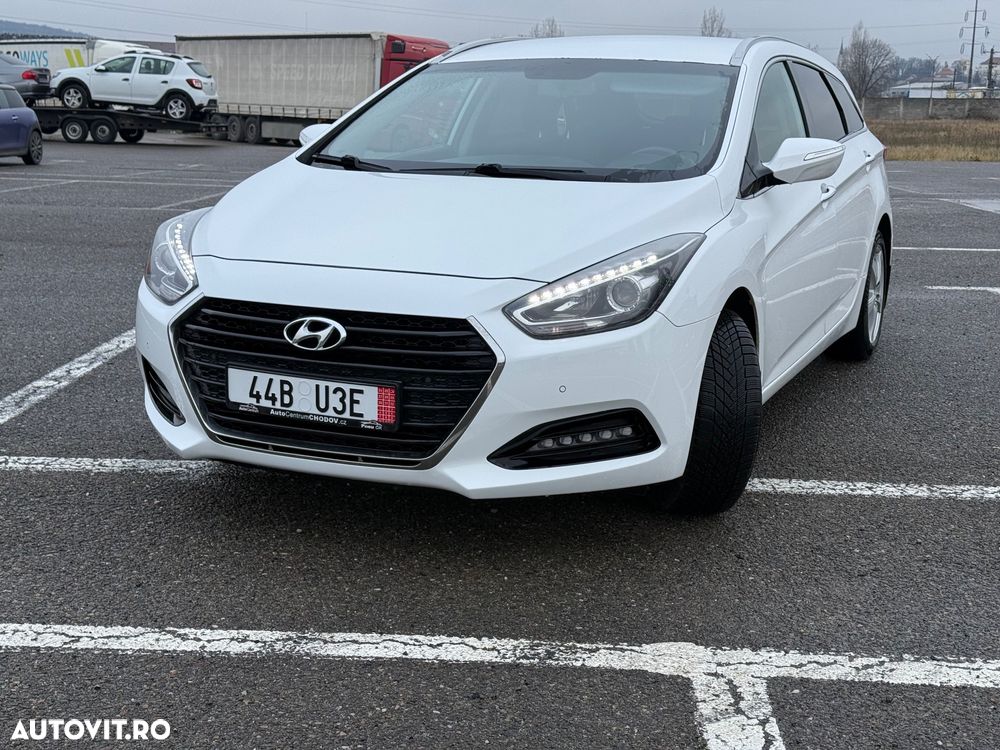 Hyundai i40 Kombi 1.7 CRDi Premium - 1