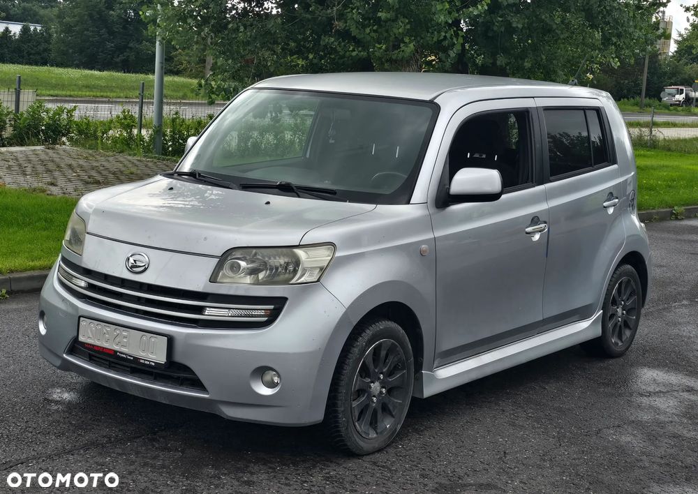 Daihatsu Materia 1.5 - 2
