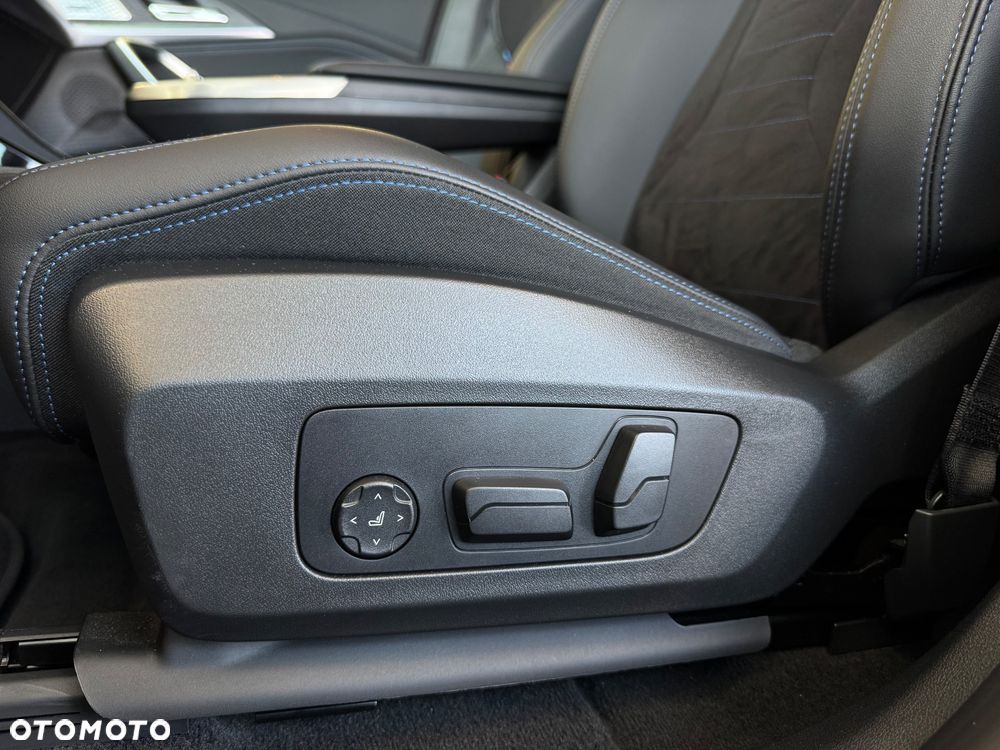 BMW X1 xDrive25e M Sportpaket - 20