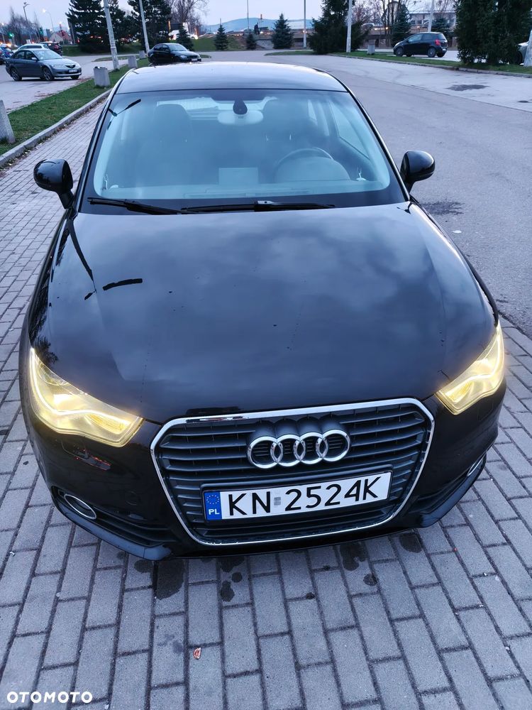 Audi A1 3-drzwiowe 1.6 TDI admired - 2