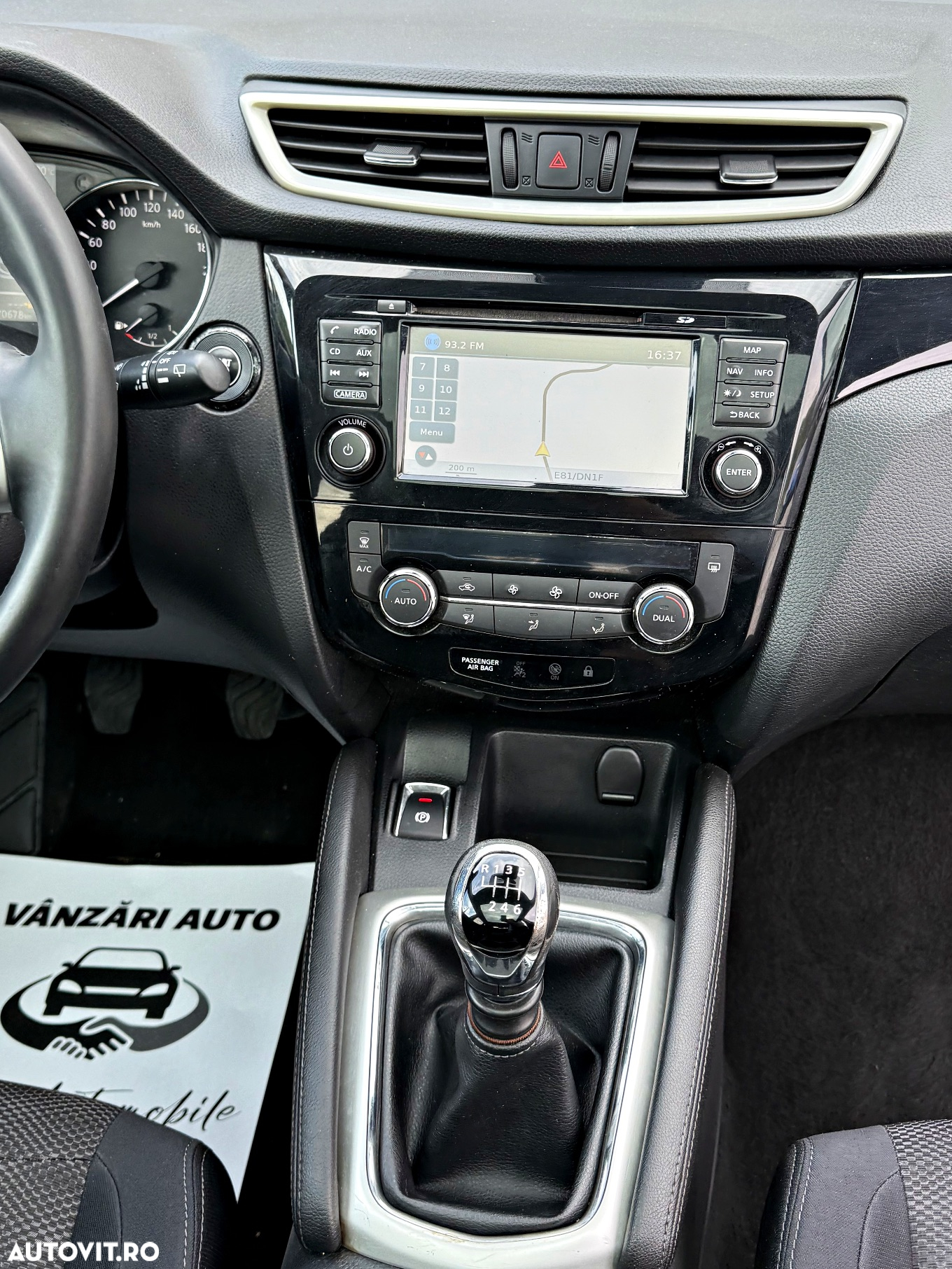 Nissan Qashqai 1.2 DIG-T TEKNA - 17