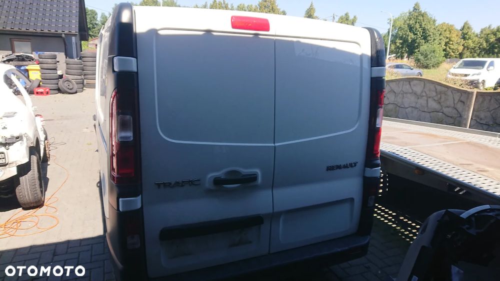 Renault Trafic - 19