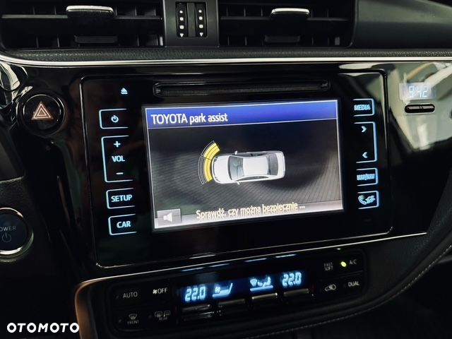 Toyota Auris - 10