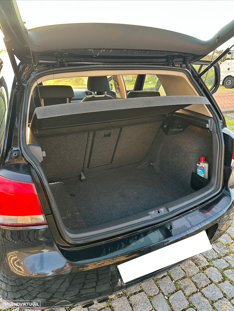 VW Golf 2.0 TDi Confortline - 8