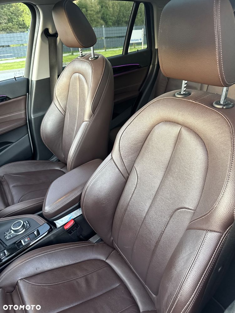 BMW X1 xDrive20d Sport Line - 23