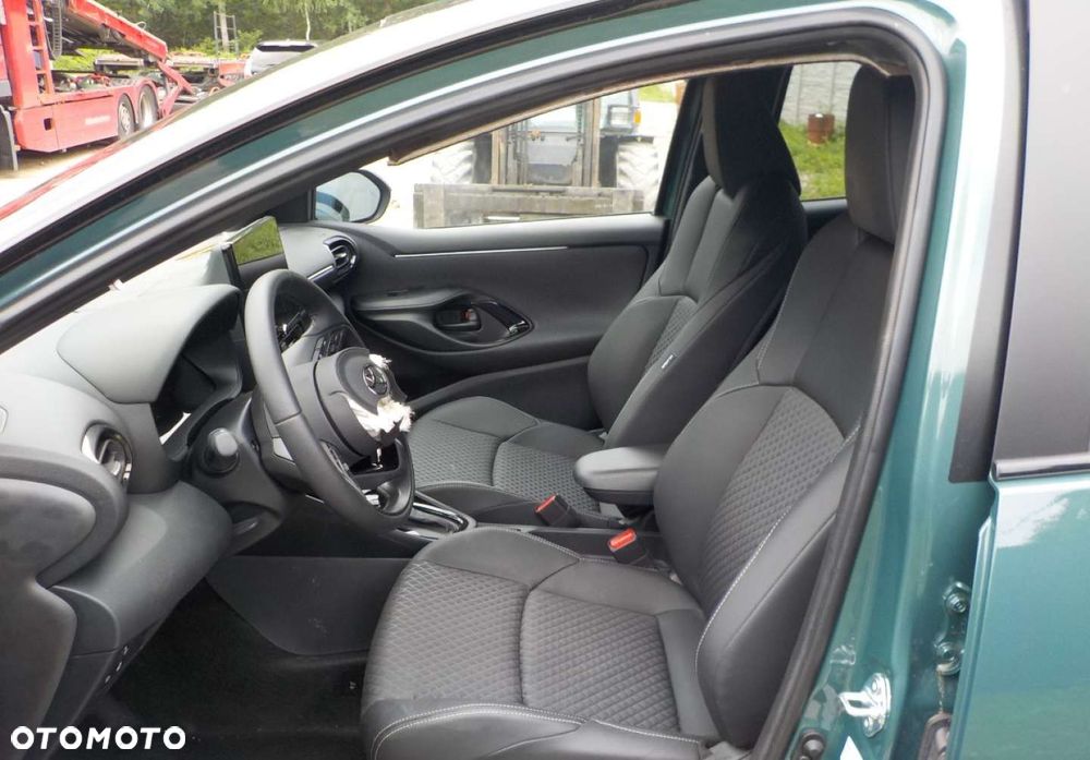 Toyota Yaris - 20