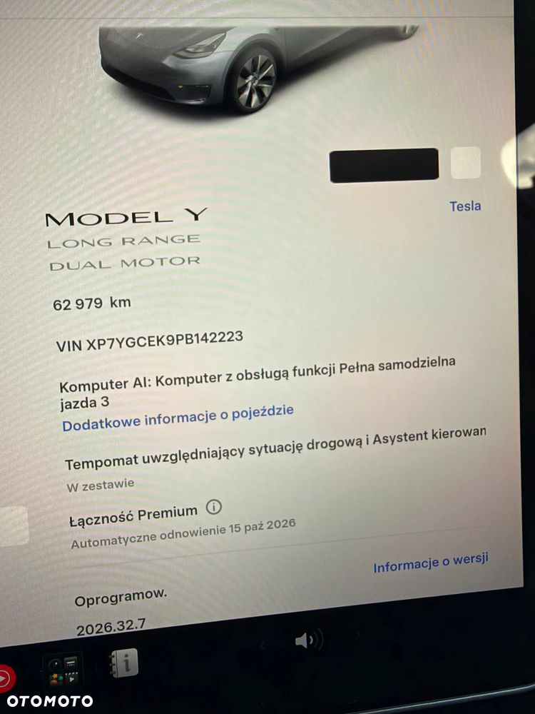 Tesla Model Y Long Range AWD - 18