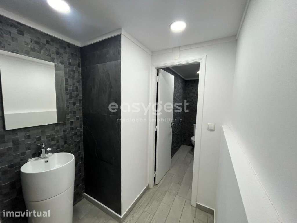 Loja com 80m2, nas Av. Novas potencial várias atividades de serviços - Grande imagem: 4/25