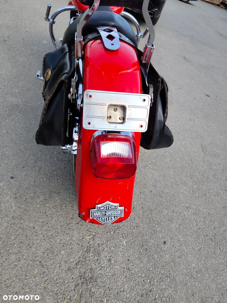 Harley-Davidson Softail Deluxe - 21