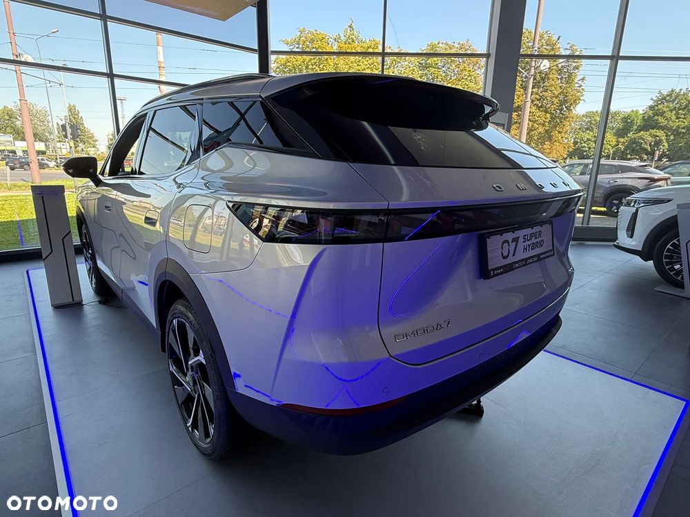 Omoda 7 1.5 T-GDi Super Hybrid Luxury - 7