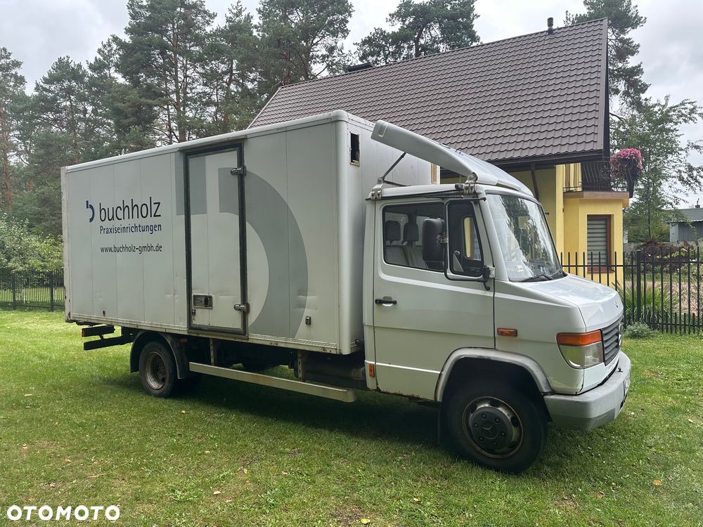 Mercedes-Benz 814D Vario - 2