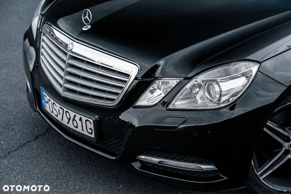 Mercedes-Benz Klasa E 200 CDI DPF BlueEFFICIENCY 7G-TRONIC Elegance - 3