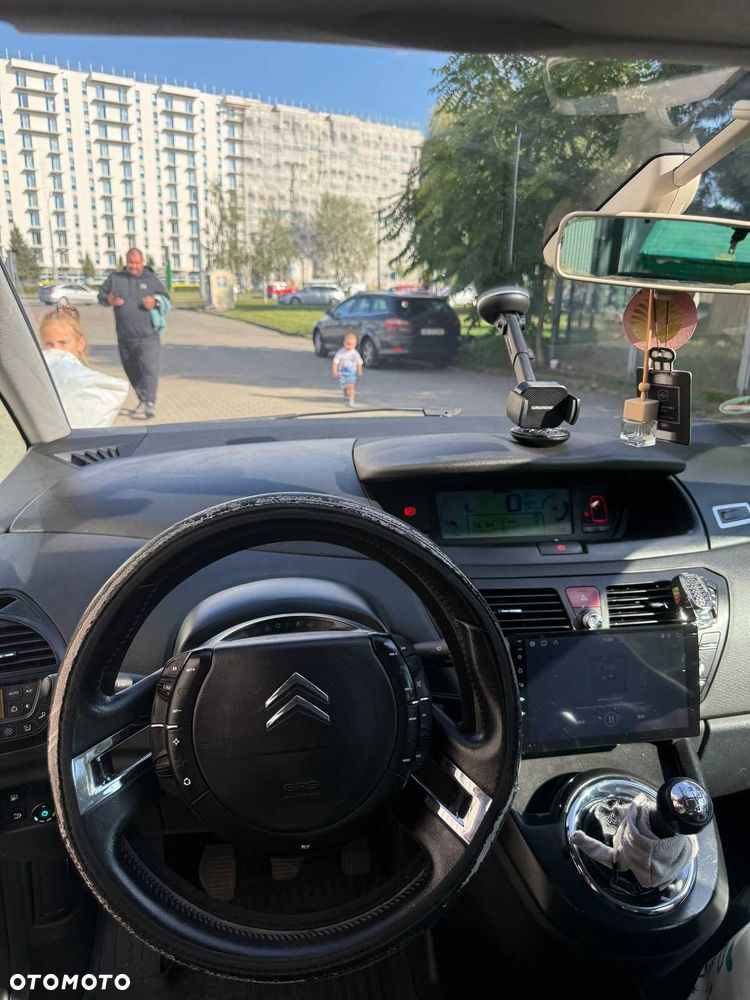 Citroën C4 Picasso 1.8i X - 10