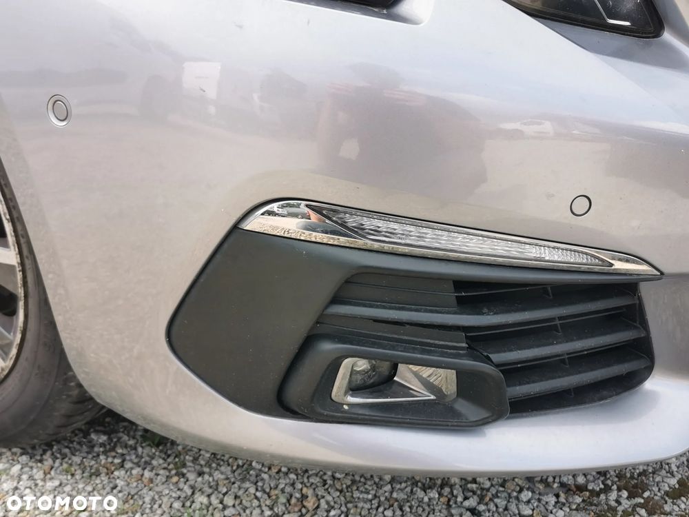Peugeot 308 PureTech 130 GPF EAT8 Stop & Start Tech Edition - 14