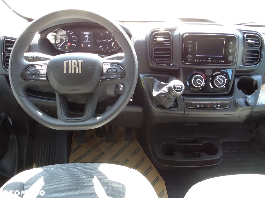Fiat Ducato podwójna kabina - 16