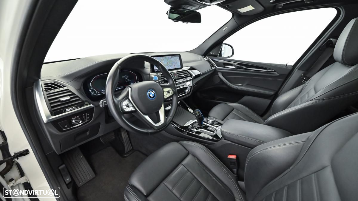 BMW iX3 Impressive - 17