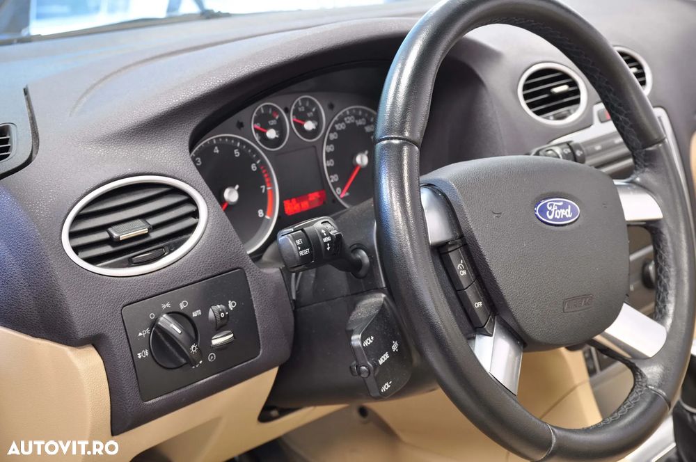 Ford Focus - 19