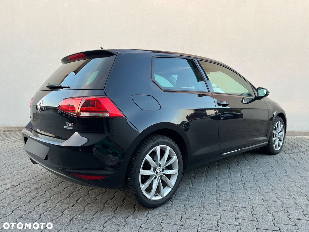 Volkswagen Golf - 18