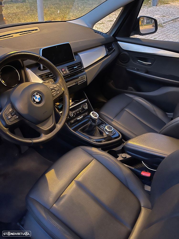 BMW 216 Gran Tourer d Line Luxury - 11