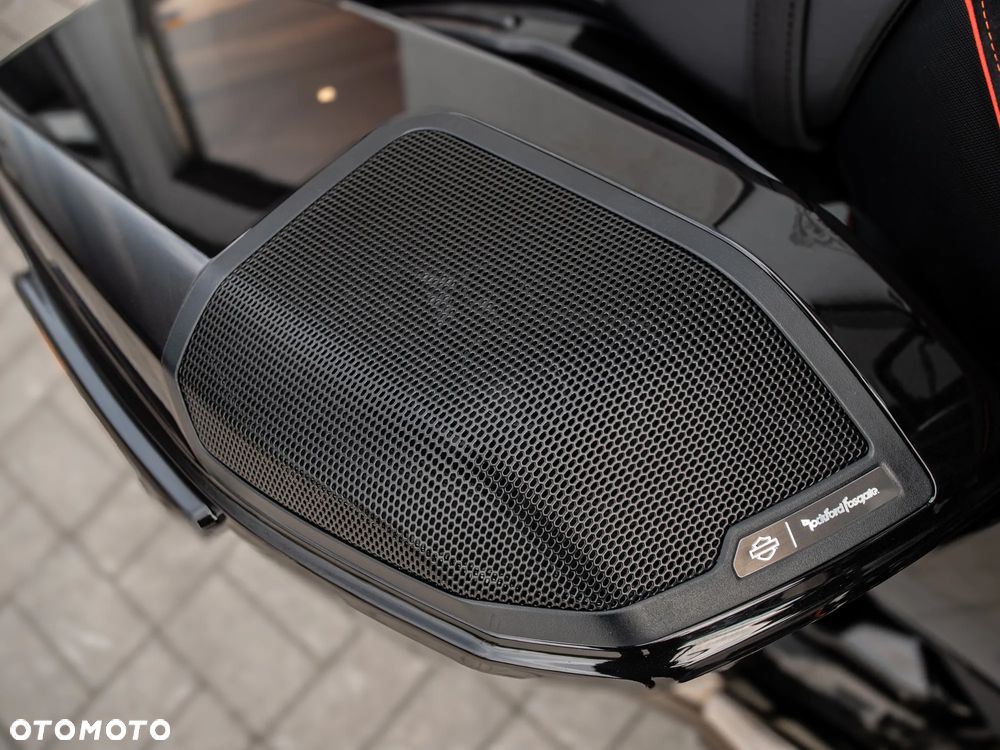 Harley-Davidson Touring Road Glide - 18