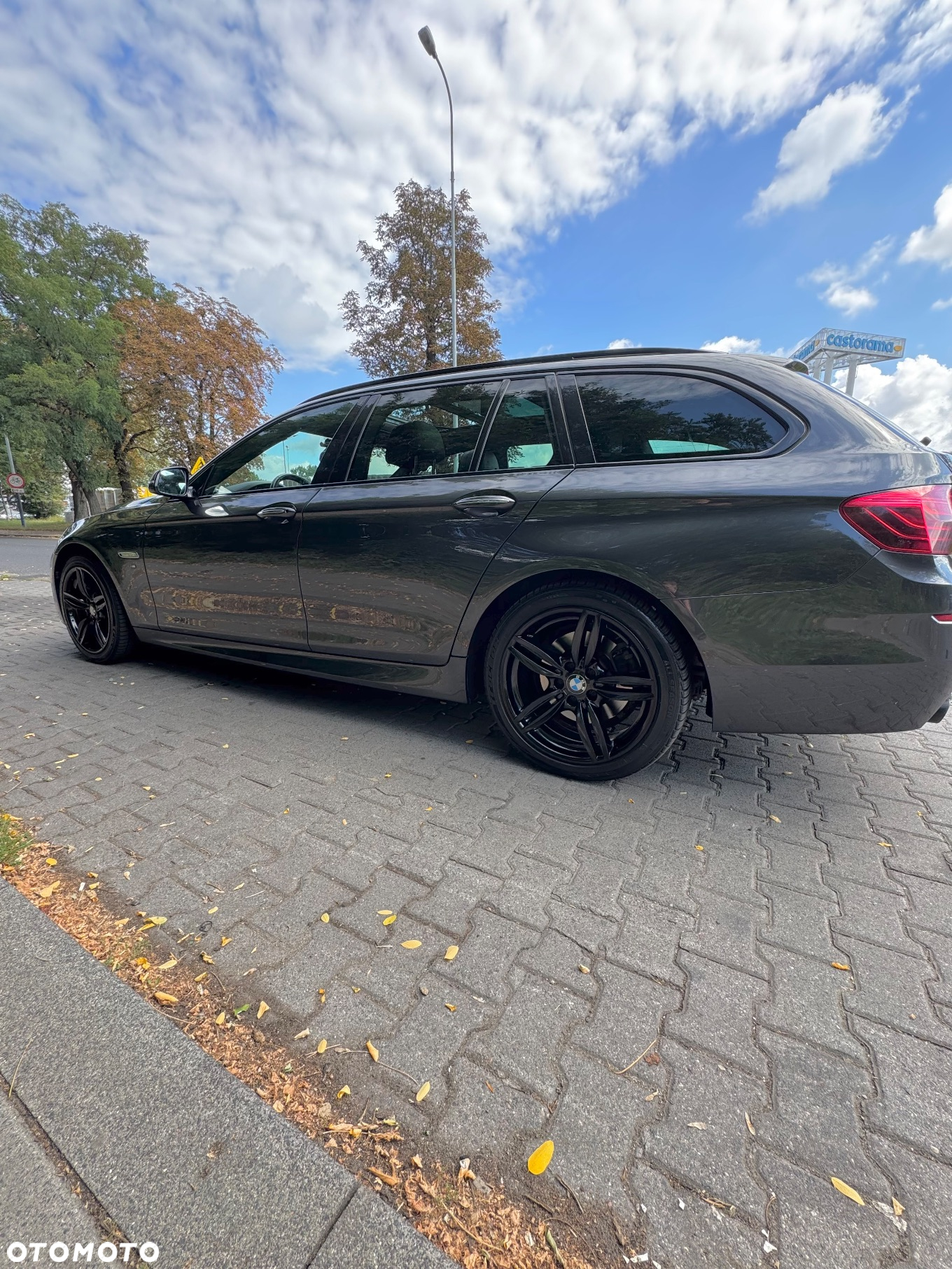 BMW Seria 5 525d xDrive - 17