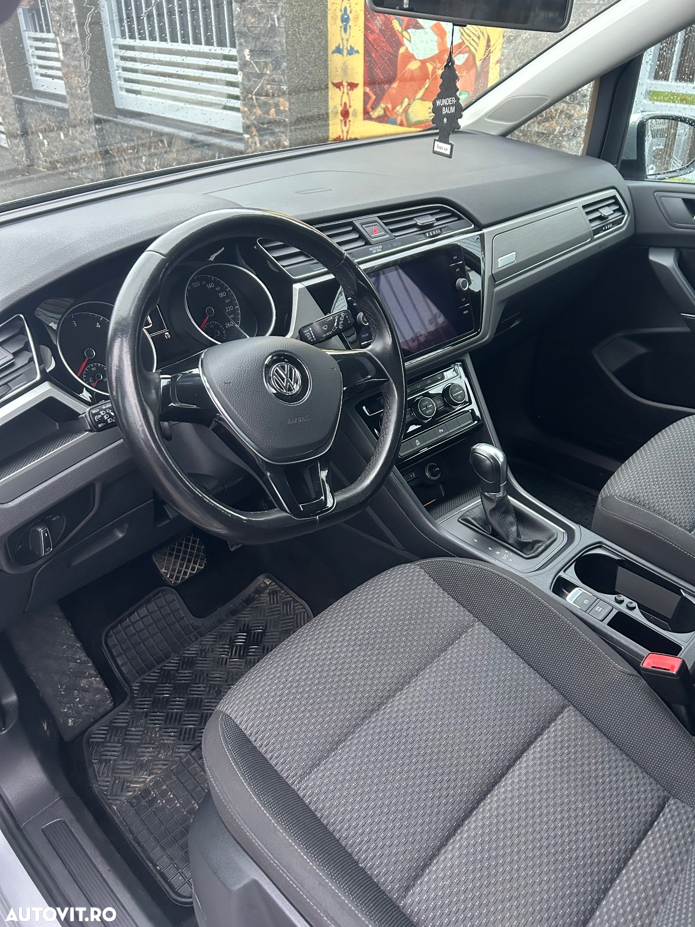 Volkswagen Touran 2.0 TDI DSG Comfortline - 7