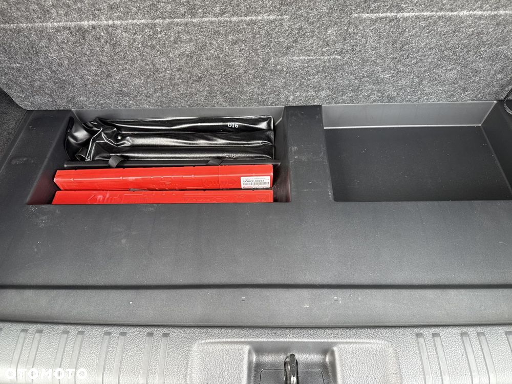 Toyota Land Cruiser LC 2.8 D-4D Executive - 28