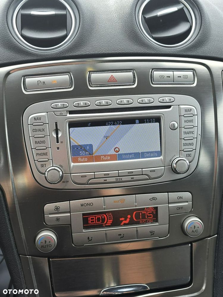 Ford Mondeo - 34