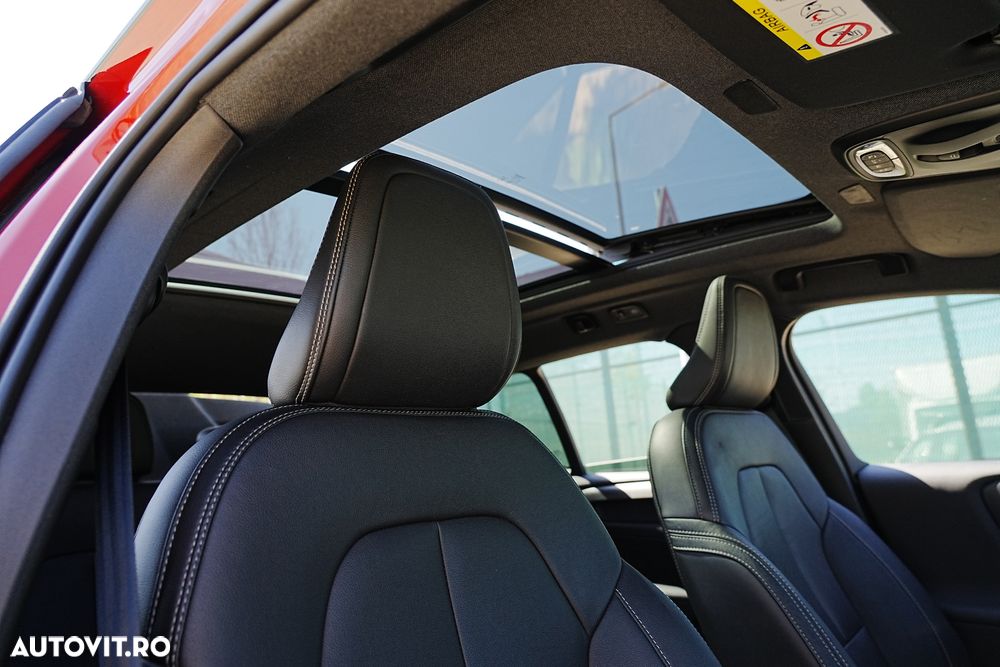 Volvo XC 40 - 31