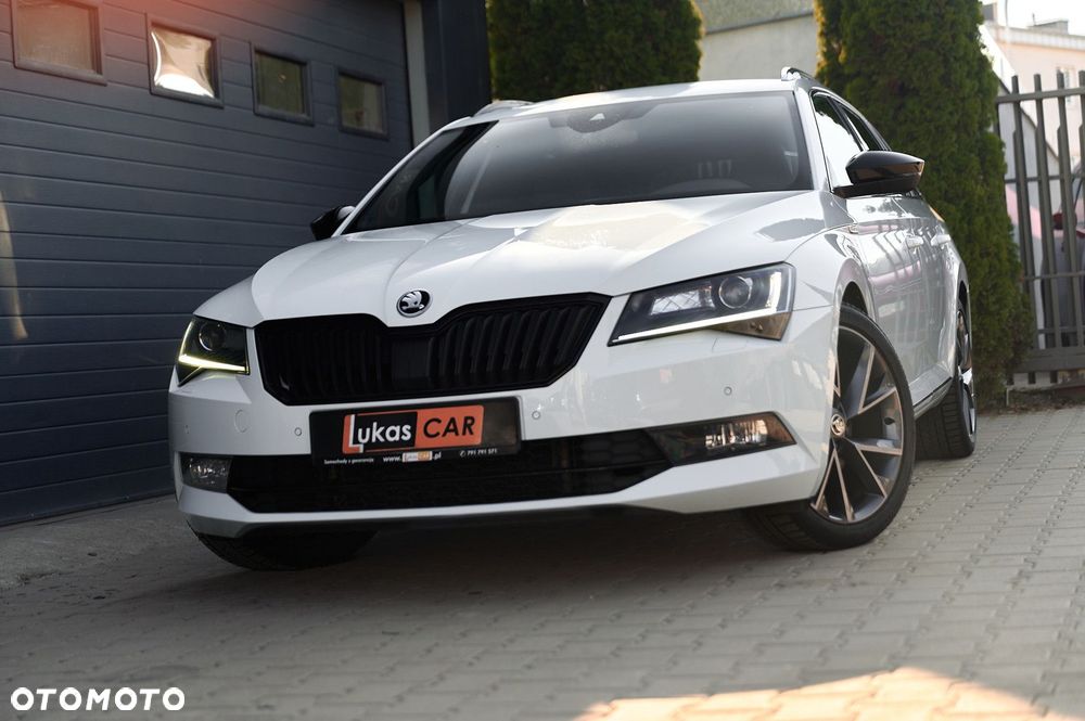 Skoda Superb 2.0 TDI 4x4 DSG Sportline - 35