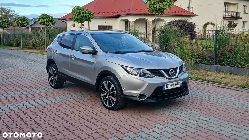 Nissan Qashqai 1.6 DCi Xtronic TEKNA - 1