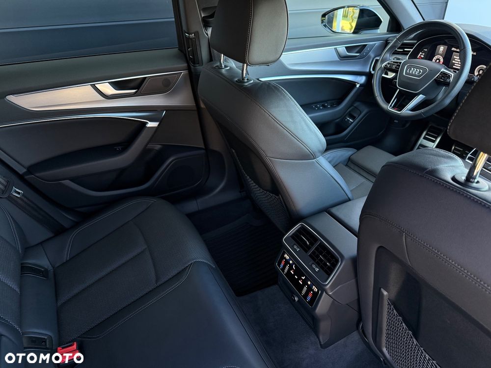 Audi A6 Avant 55 TFSI e quattro S tronic S line - 24