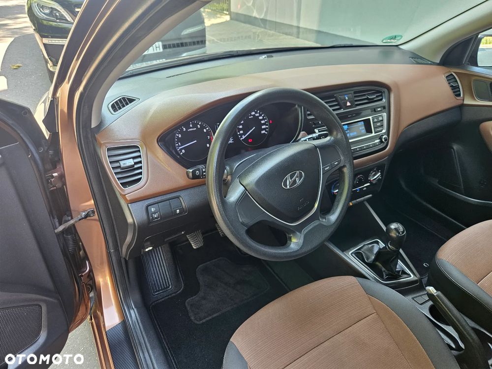 Hyundai i20 1.2 Pure - 7