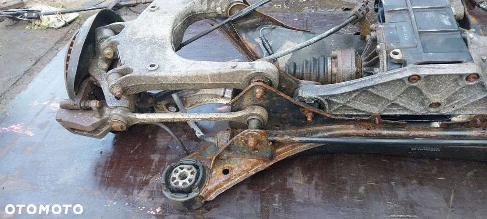 KOMPLETNE ZAWIESZENIE BELKA SANKI TYŁ DYFER QUATTRO AUDI A8 D2 EUT - 4
