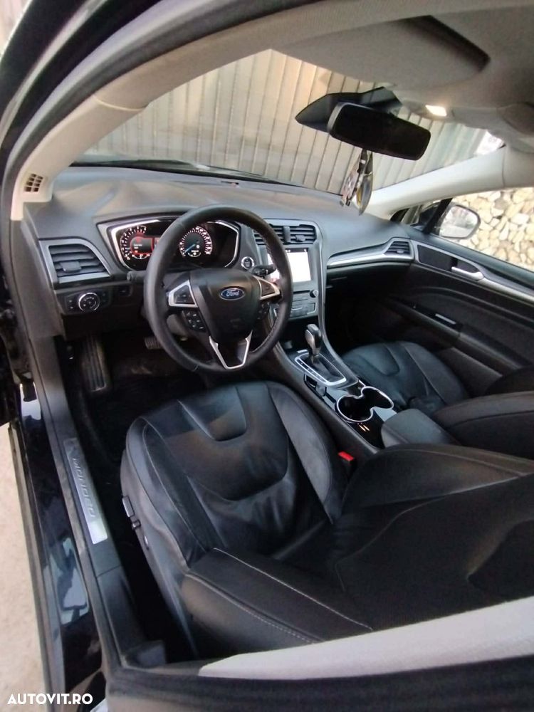 Ford Mondeo 2.0 TDCI Start-Stopp PowerShift-Aut Titanium - 4