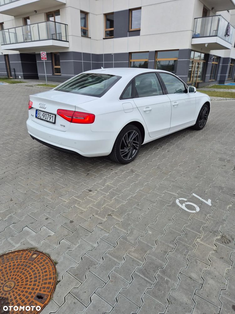 Audi A4 Limousine - 6