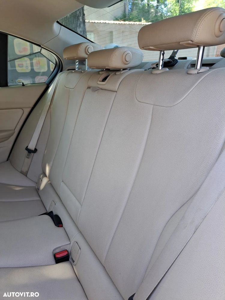 BMW Seria 3 318d Blue Performance Luxury Line - 8