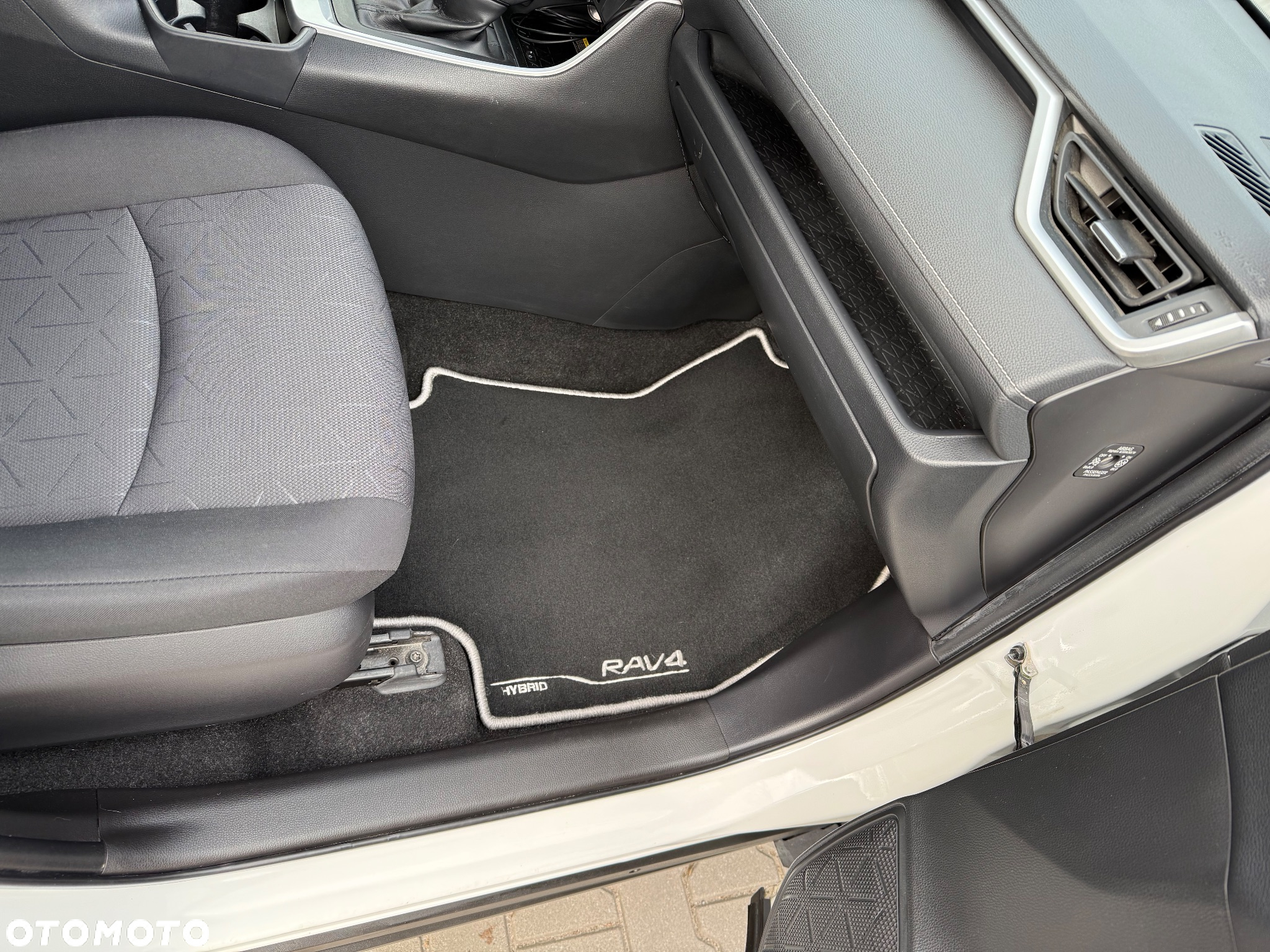 Toyota RAV4 2.5 Hybrid Comfort 4x2 - 16