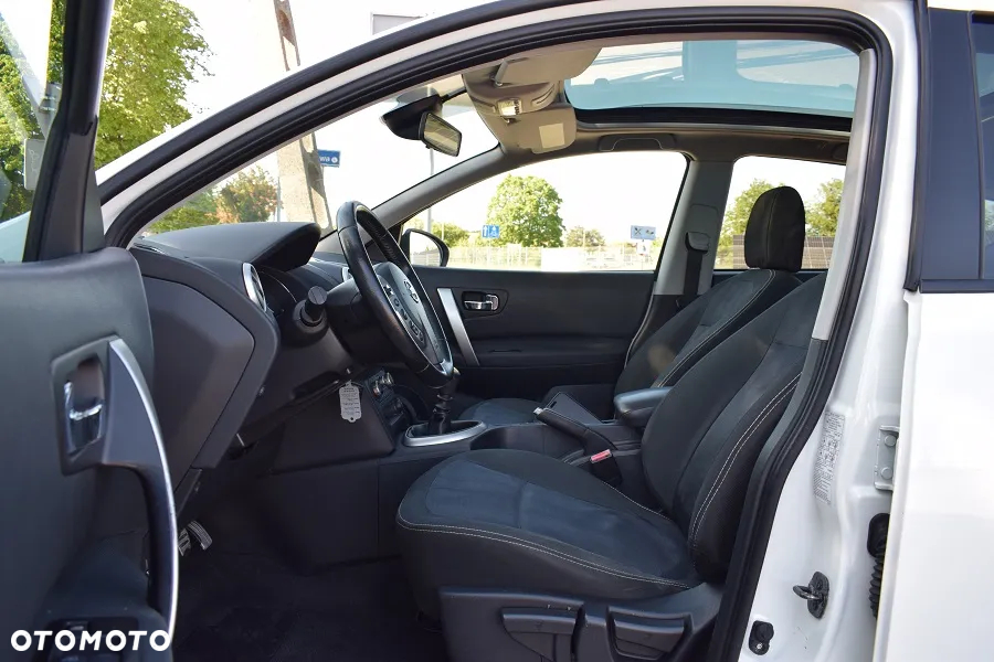 Nissan Qashqai 1.5 dCi TEKNA+ - 6